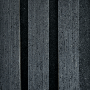 Muster eines Premium-Akustikpaneels aus schwarzem Eichenfurnier, 150 x 120 mm