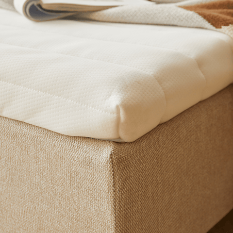 Premium Boxspringbett in Beige 180x200 cm mit 7 cm Memoryschaum Topper, exkl. Bettbeine