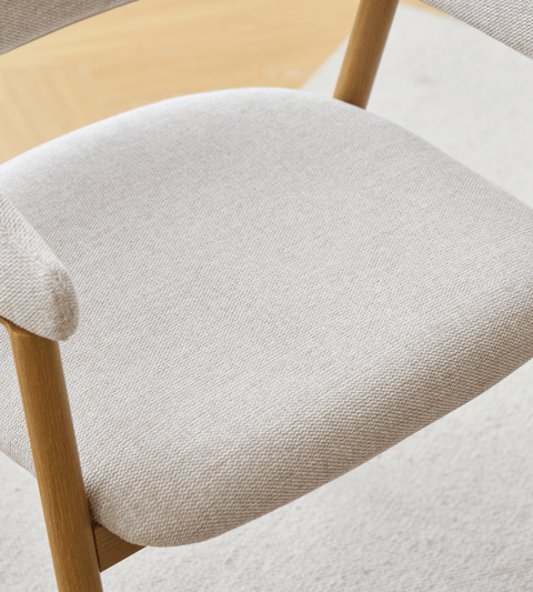 Ebba Esszimmerstuhl - Beige Textil mit Beinen in Eichenoptik