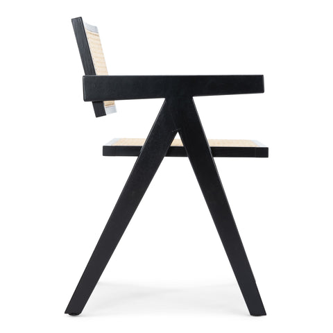 Schwarzer Rattan-Stuhl mit Armlehnen