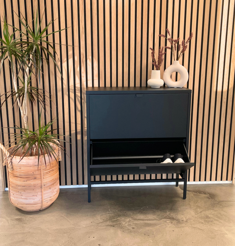 Herman Schuhschrank - Schwarzes Metall mit 2 Klappen - 80x26x89cm